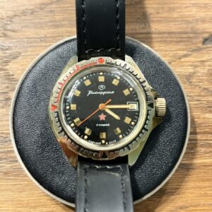 Vostok Komandirskie 2414A vintage ZSRR gwiazda zegarek mechaniczny. Przód