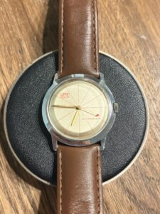 UmF Ruhla 23-32 vintage nrd zegarek mechaniczny tarcza radialna