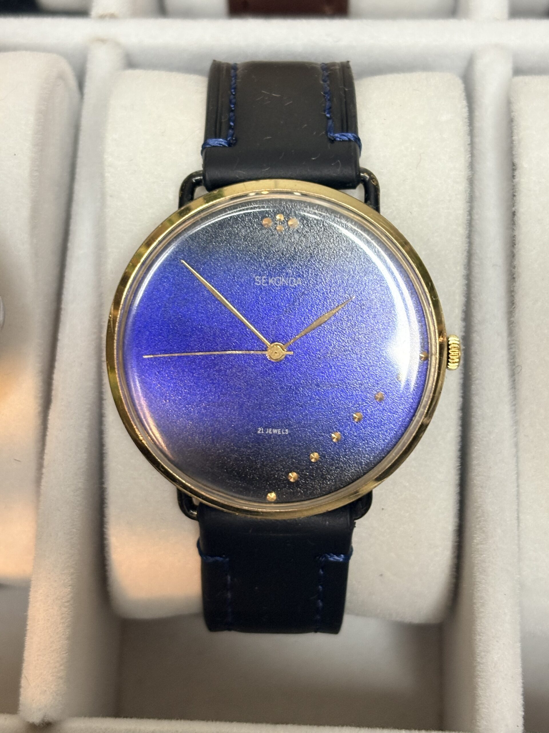 Sekonda 21 jewels blue fumé vintage ZSRR