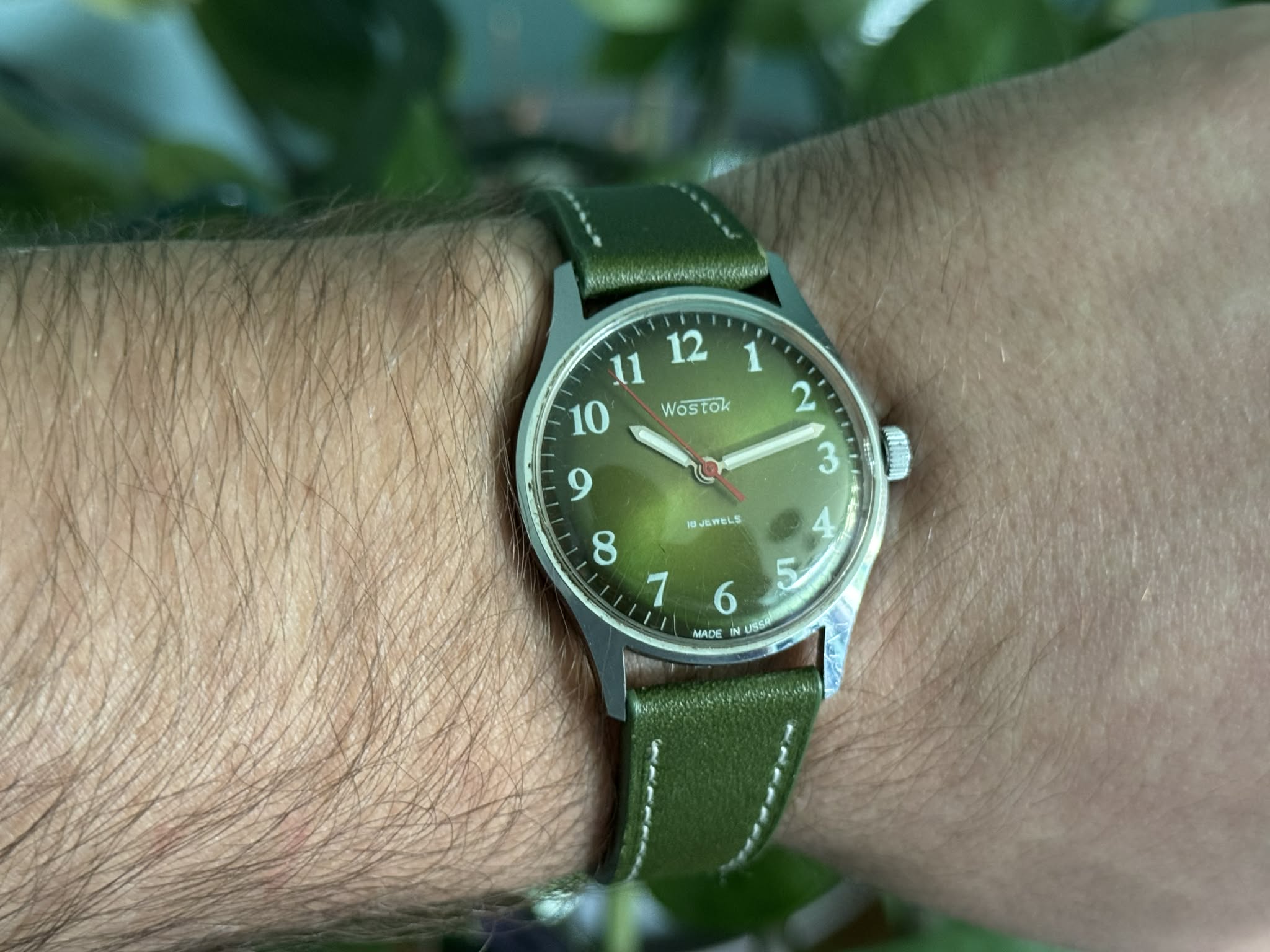 zielony Vostok zegarek vintage z ZSRR