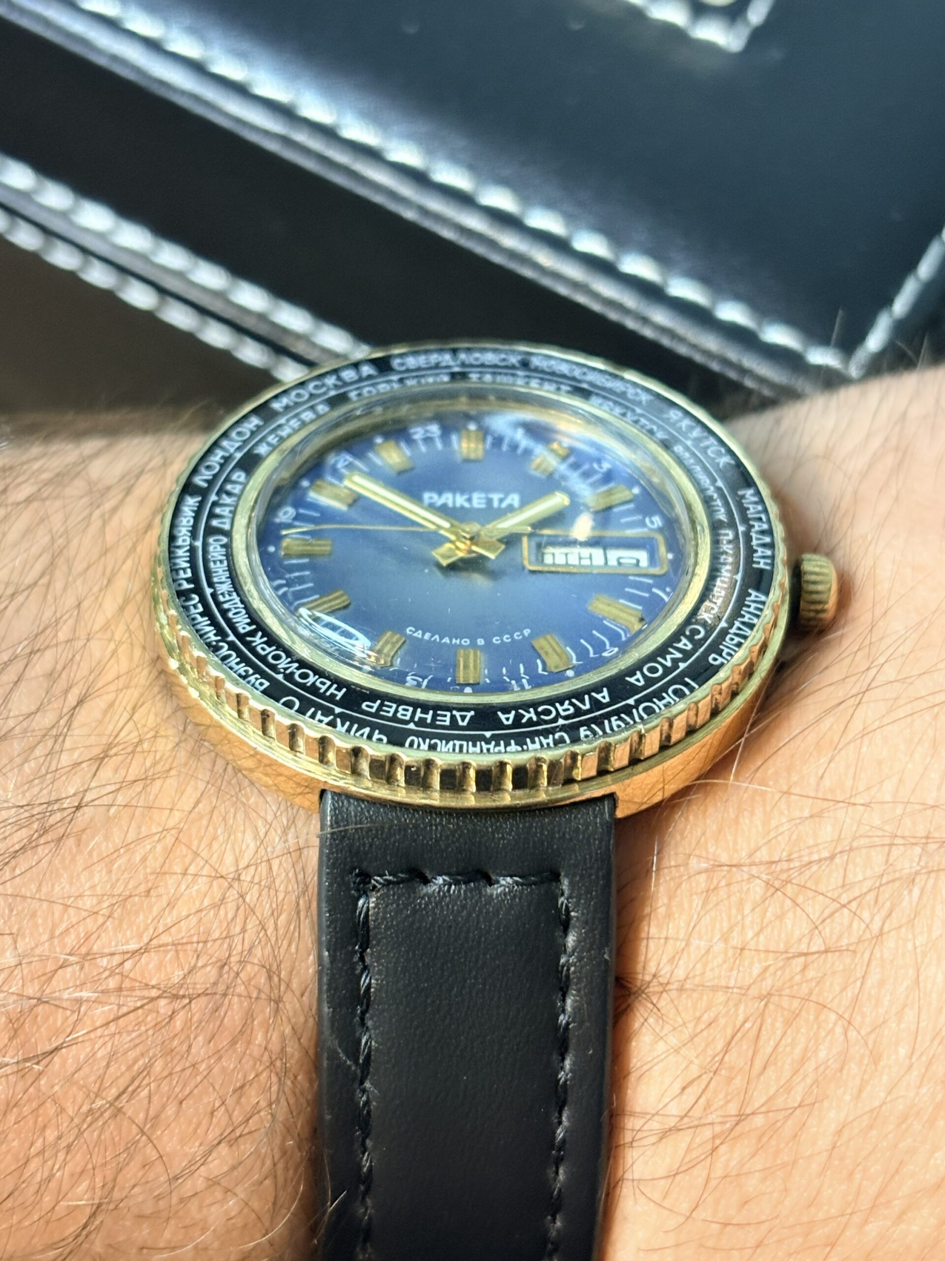 Zegarek Vintage Raketa World Time 2628.H Goroda Ice Blue ZSRR - obrazek 7