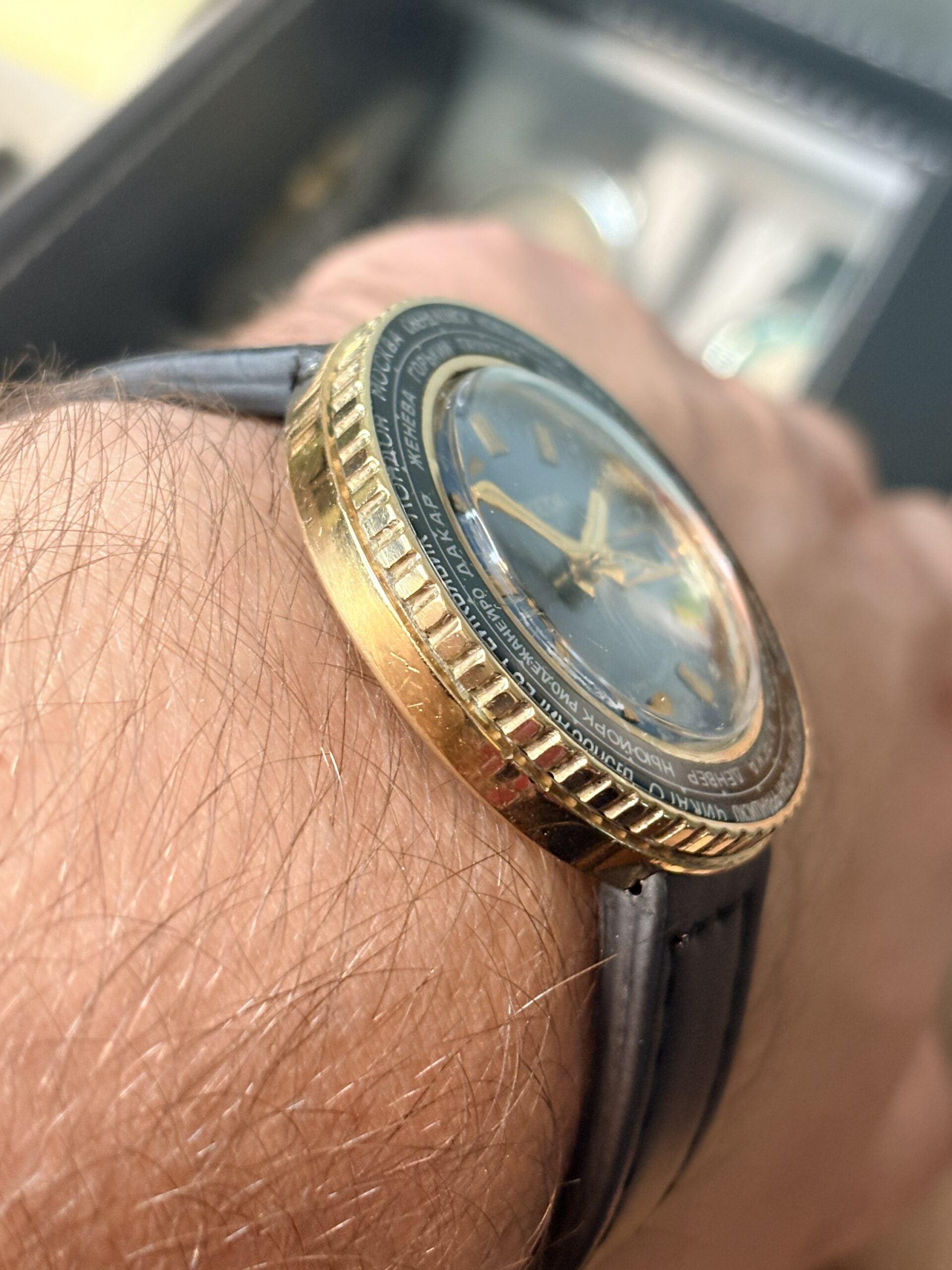 Zegarek Vintage Raketa World Time 2628.H Goroda Ice Blue ZSRR - obrazek 3