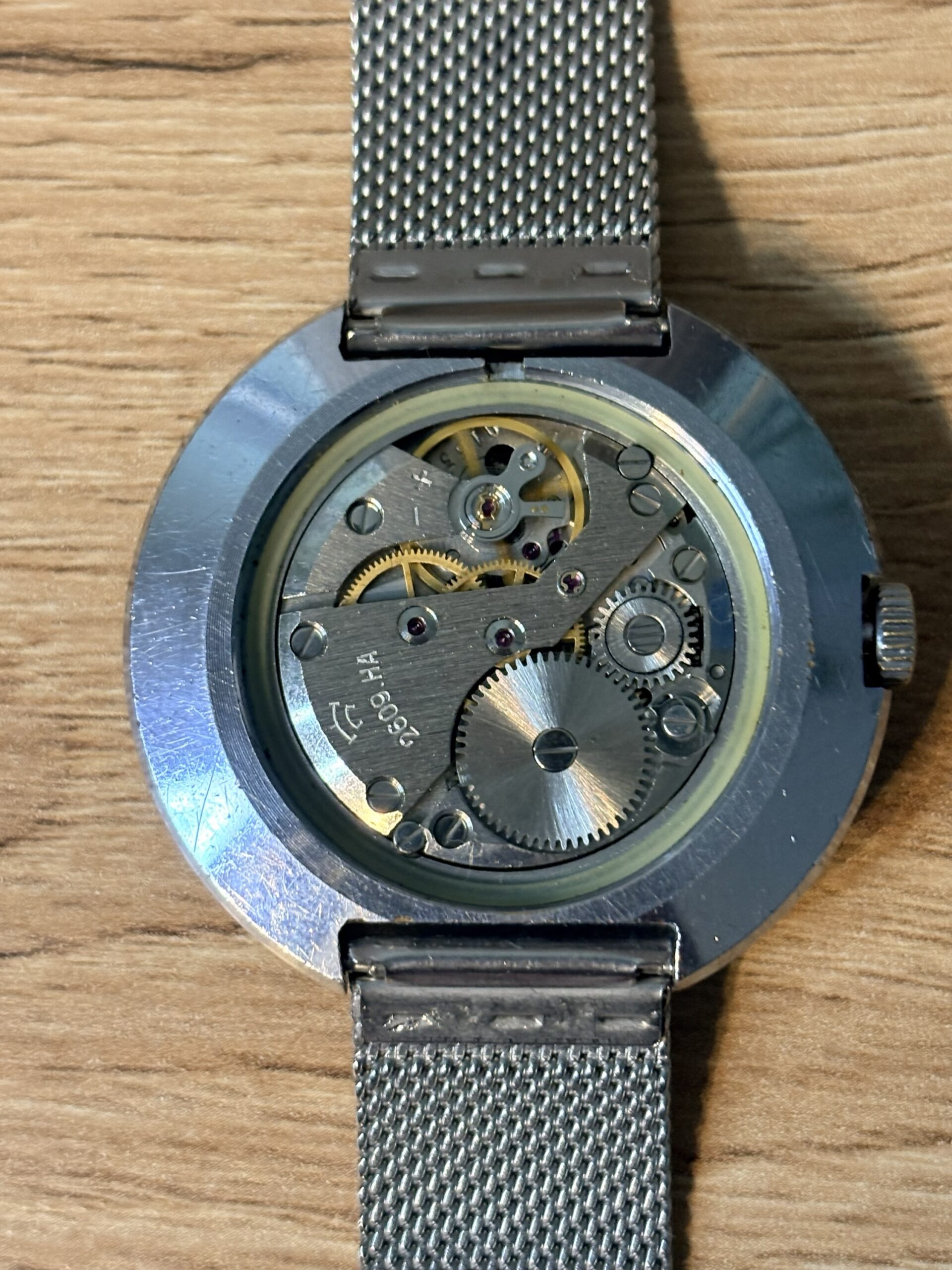 Zegarek Vintage Raketa UFO Zielona – Raketa 2609.HA USSR Sunburst - obrazek 9